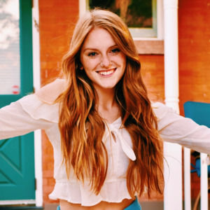 Meet your Posher, Alyson